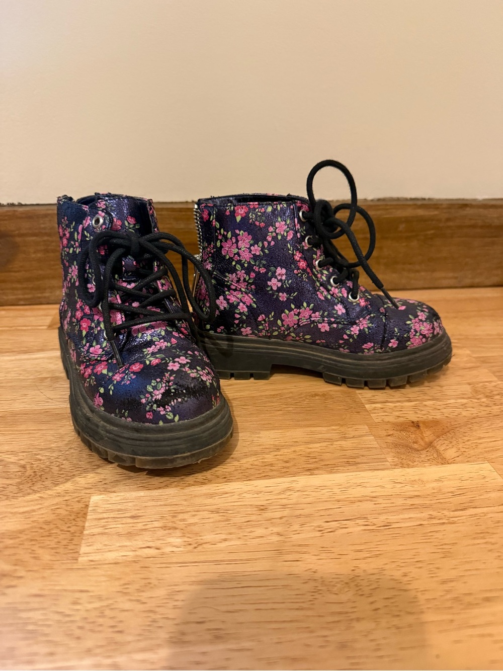 NINA kids Diana Boot - Floral Lace-Up Ankle Boots in Navy and Pink
